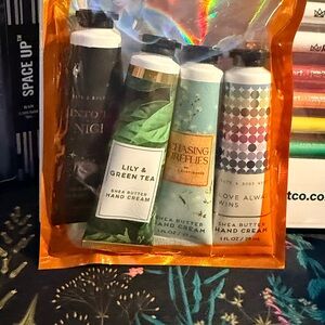 Bath & Body works Hand cream - 4CT, random scents - NEW